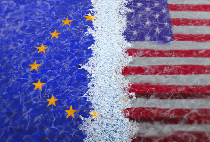 Ilustração conceitual mostrando a divisão diplomática entre a União Europeia e os Estados Unidos com um efeito de congelamento.