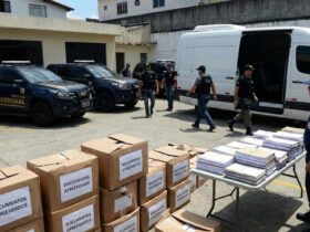 Operação da Polícia Federal contra fraude no INSS envolvendo falsos registros de indígenas.